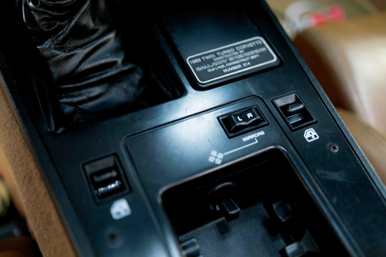 Chevrolet Corvette  1989