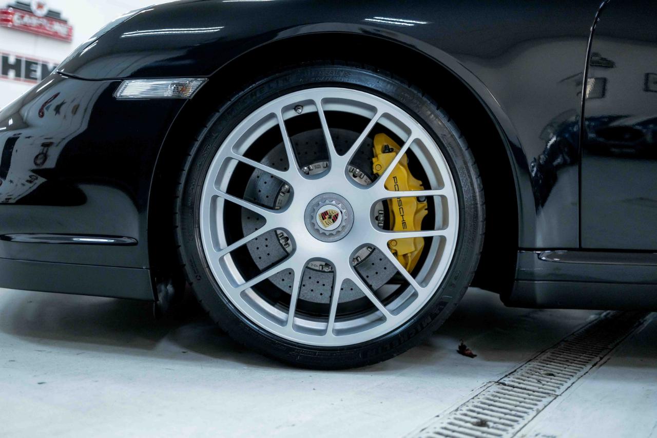 Porsche 911 Turbo S Cabriolet 2011