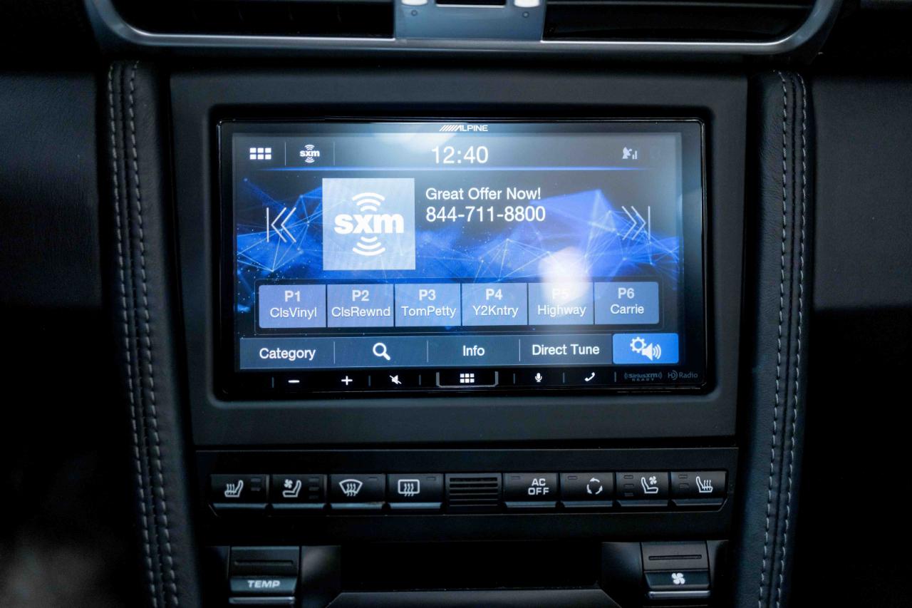 Porsche 911 Turbo S Cabriolet 2011