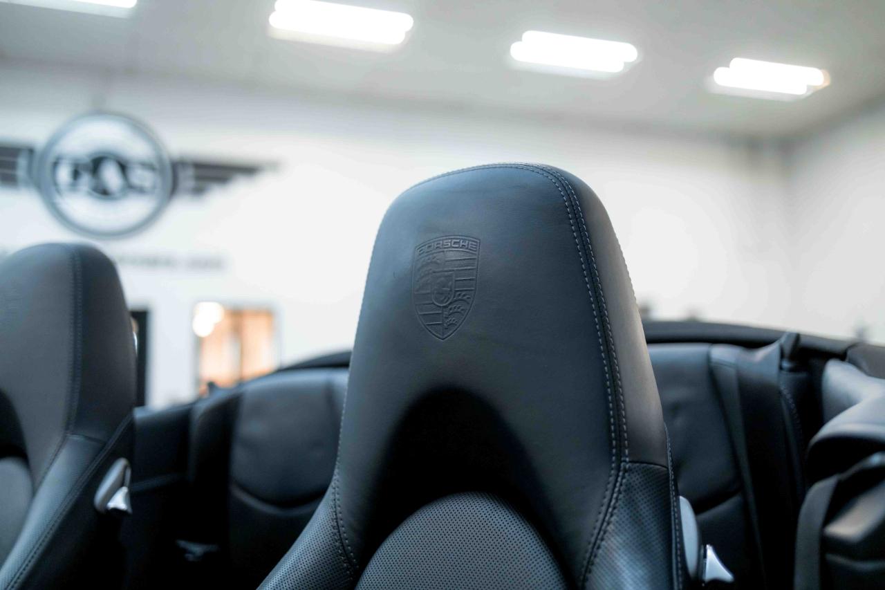 Porsche 911 Turbo S Cabriolet 2011