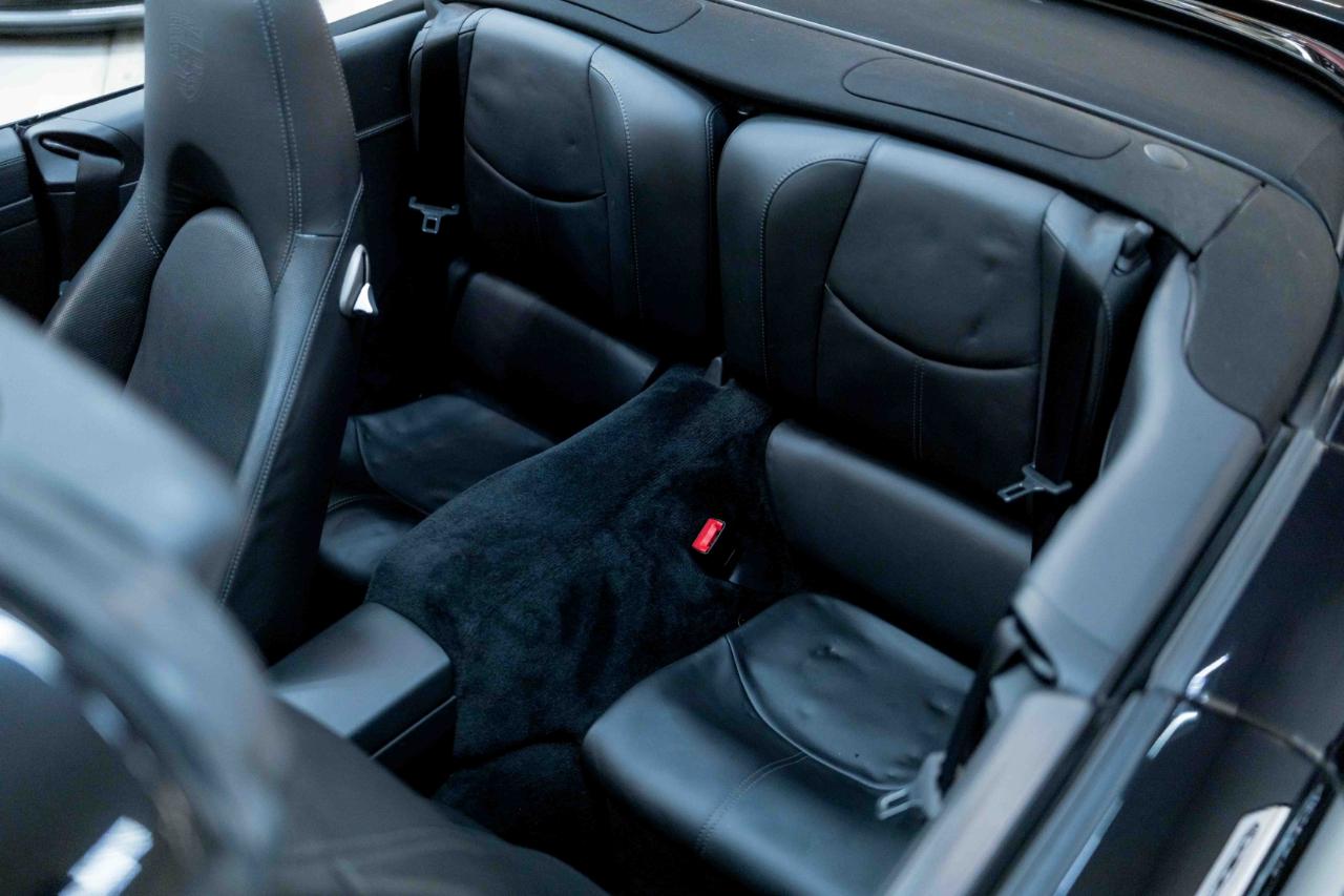 Porsche 911 Turbo S Cabriolet 2011