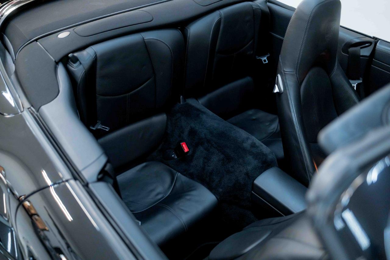 Porsche 911 Turbo S Cabriolet 2011