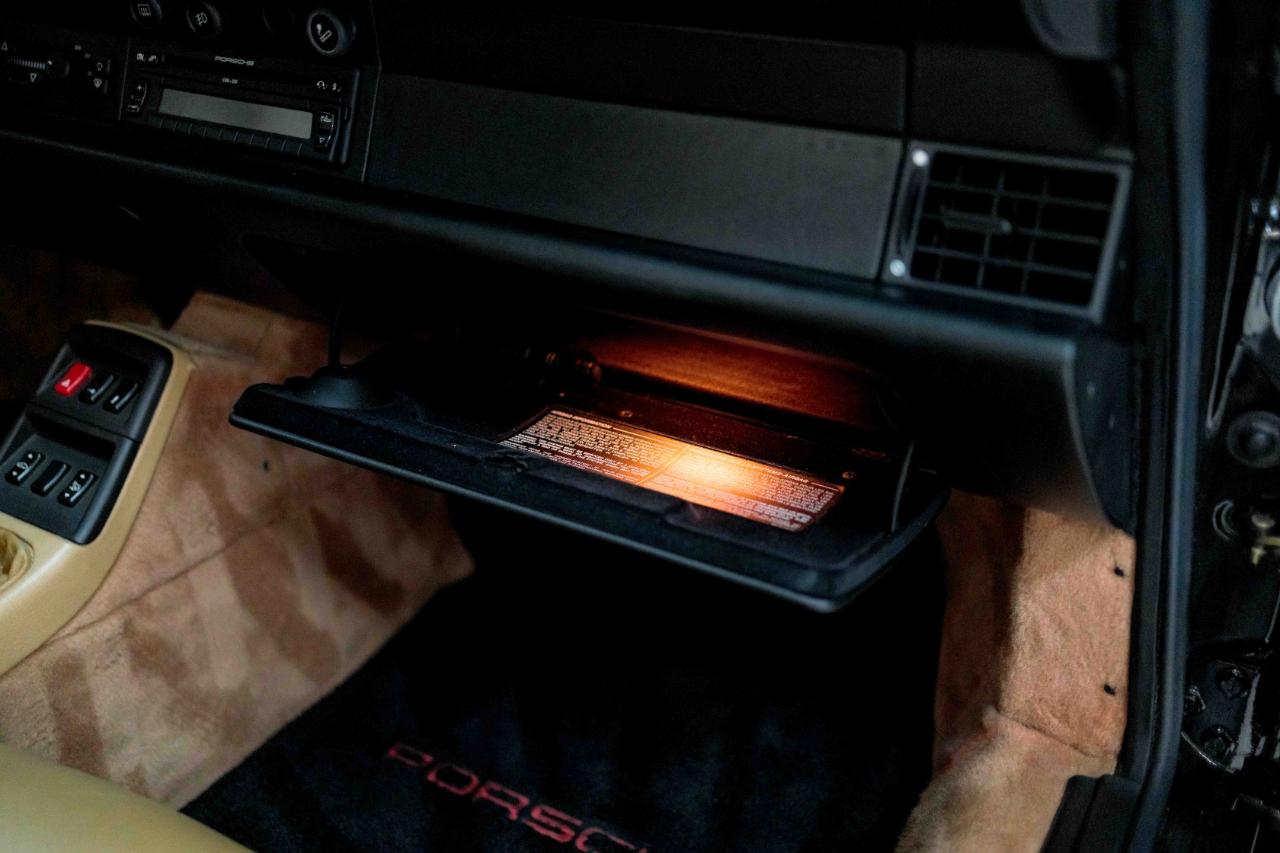 Porsche 911 Carrera 4S 1998