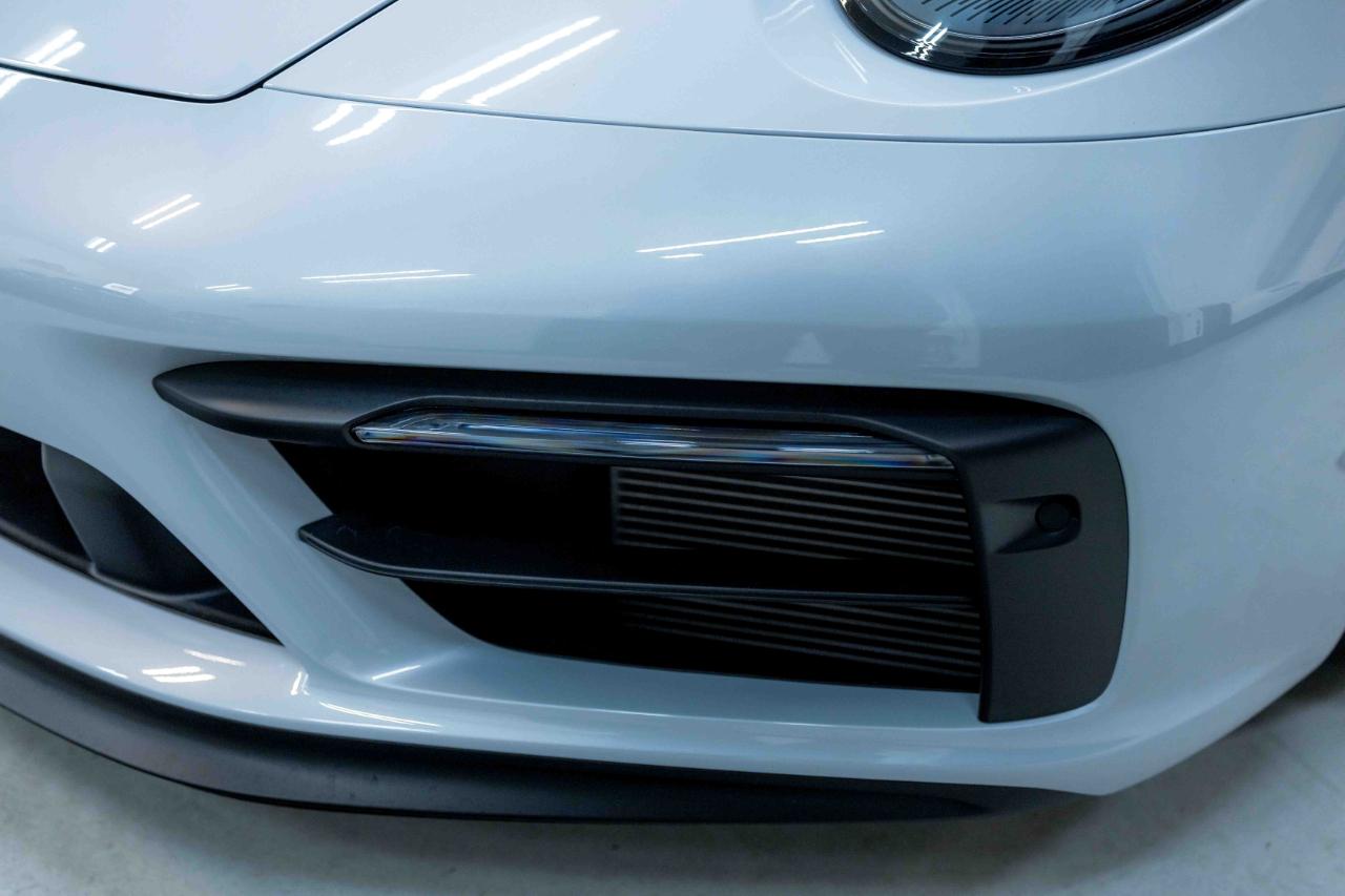 Porsche 911 Carrera GTS 2024