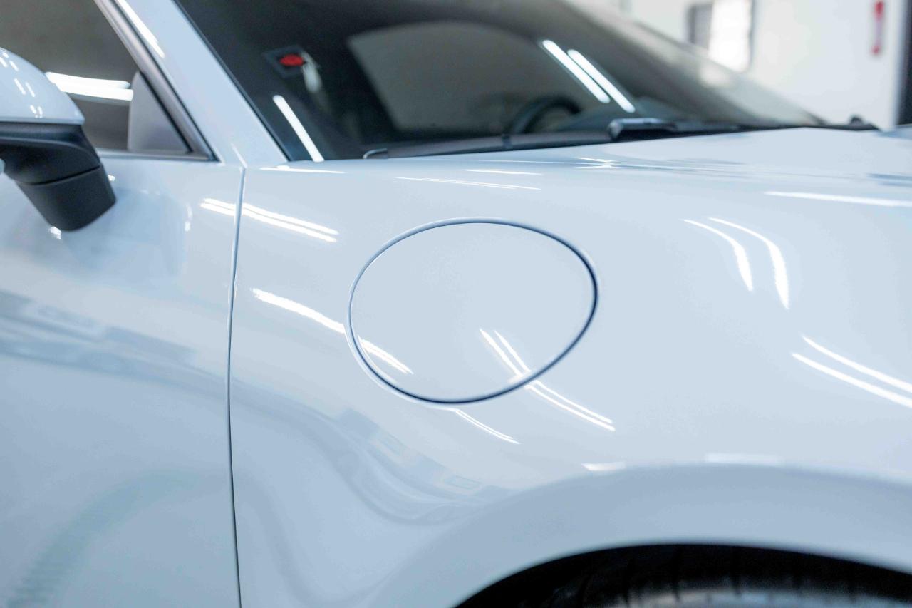 Porsche 911 Carrera GTS 2024