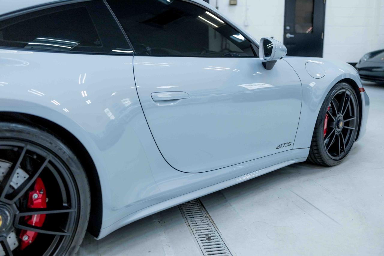 Porsche 911 Carrera GTS 2024