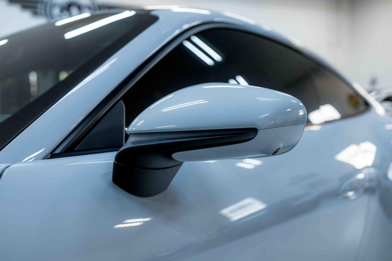 Porsche 911 Carrera GTS 2024