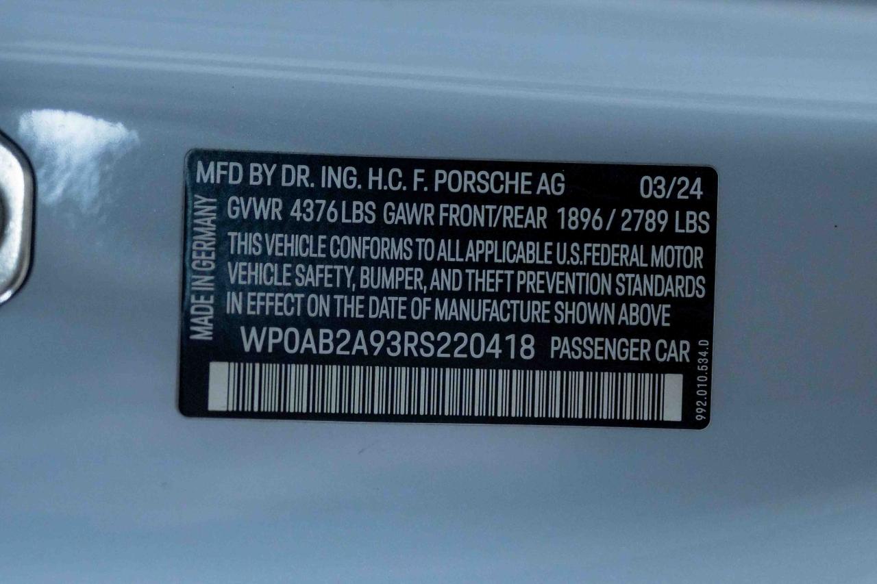 Porsche 911 Carrera GTS 2024