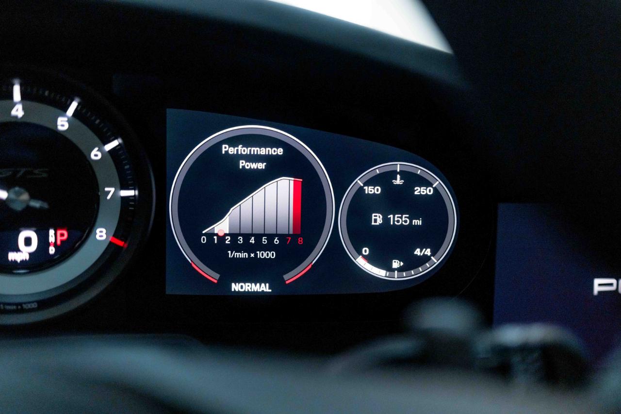 Porsche 911 Carrera GTS 2024