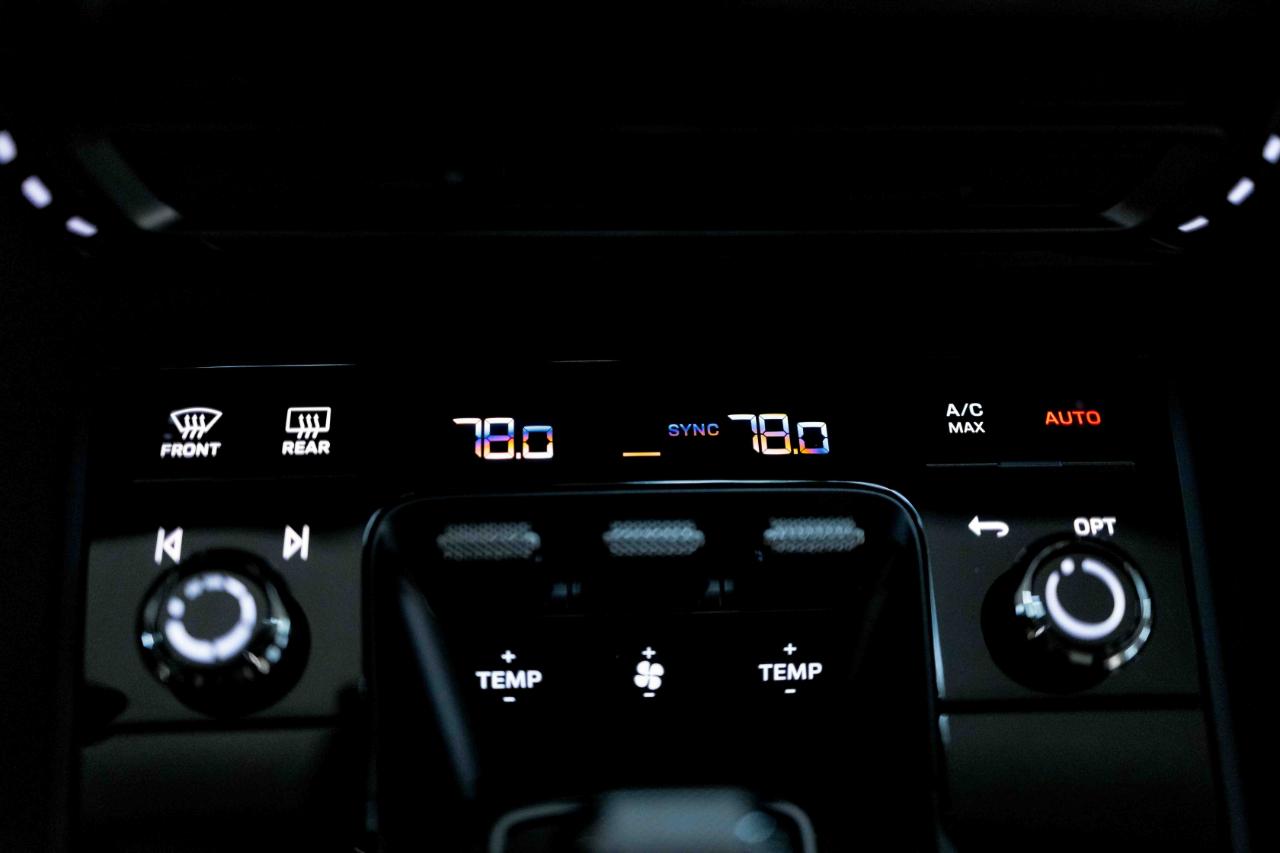 Porsche 911 Carrera GTS 2024