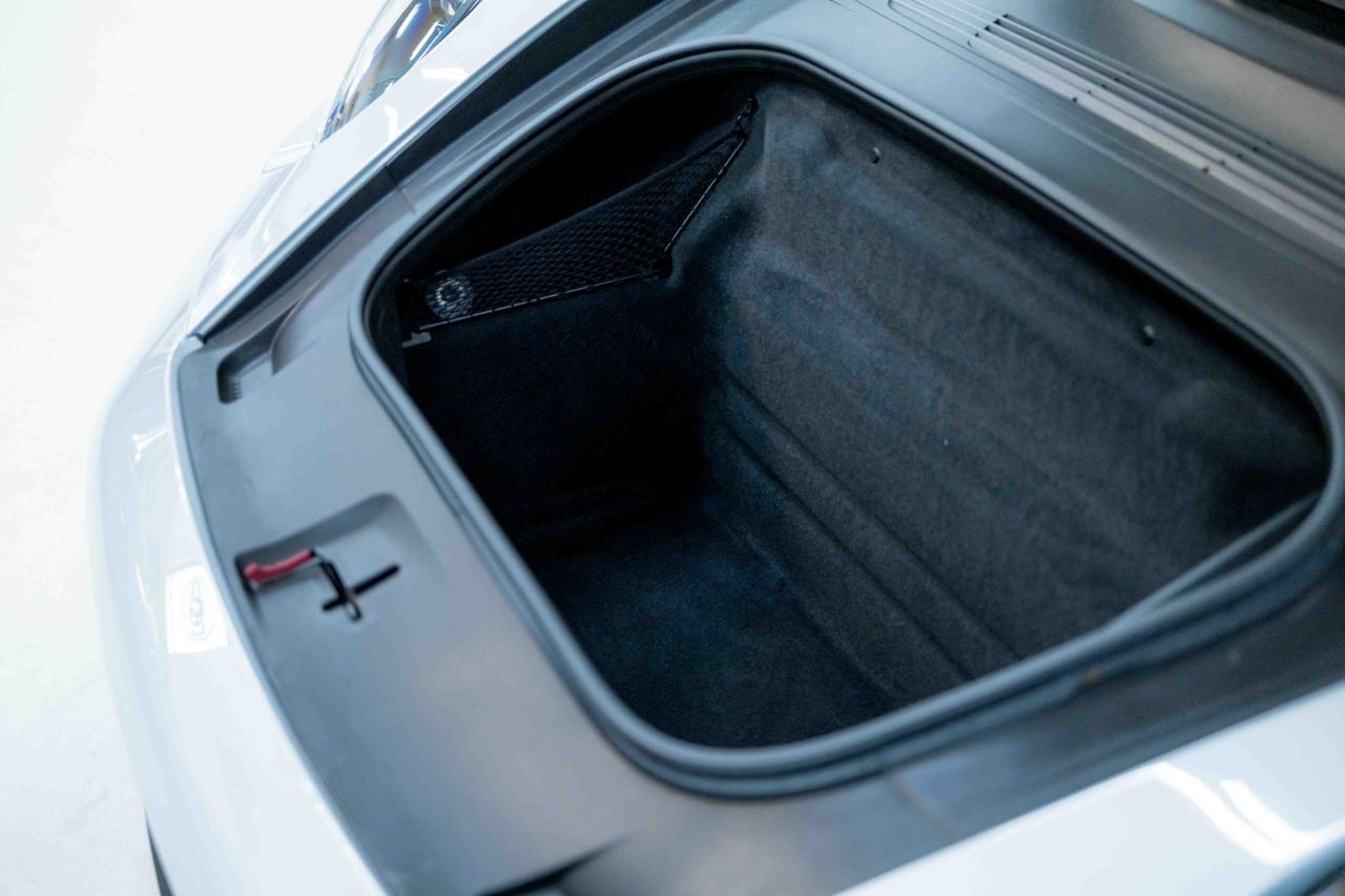 Porsche 911 Carrera GTS 2024