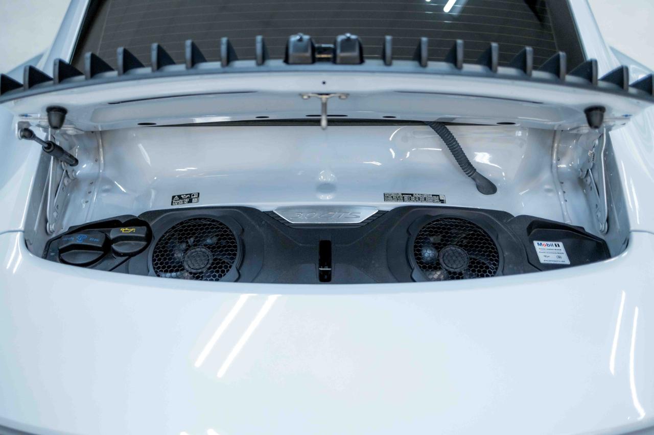 Porsche 911 Carrera GTS 2024