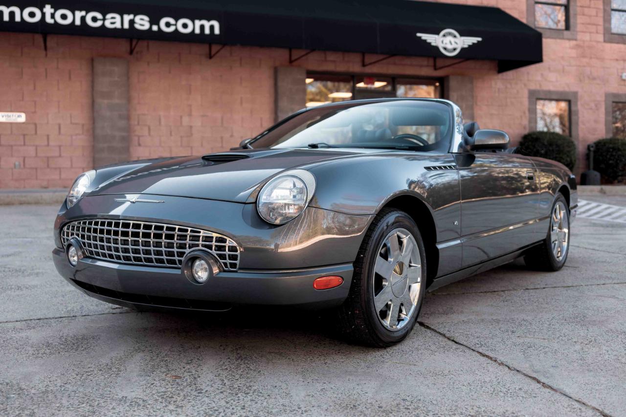 Ford Thunderbird Deluxe 2003