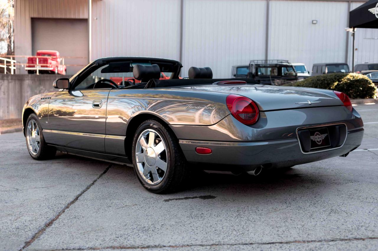Ford Thunderbird Deluxe 2003