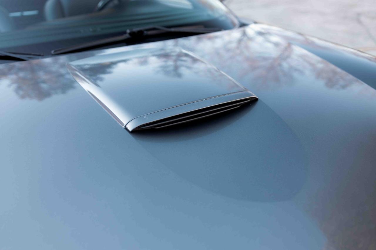 Ford Thunderbird Deluxe 2003