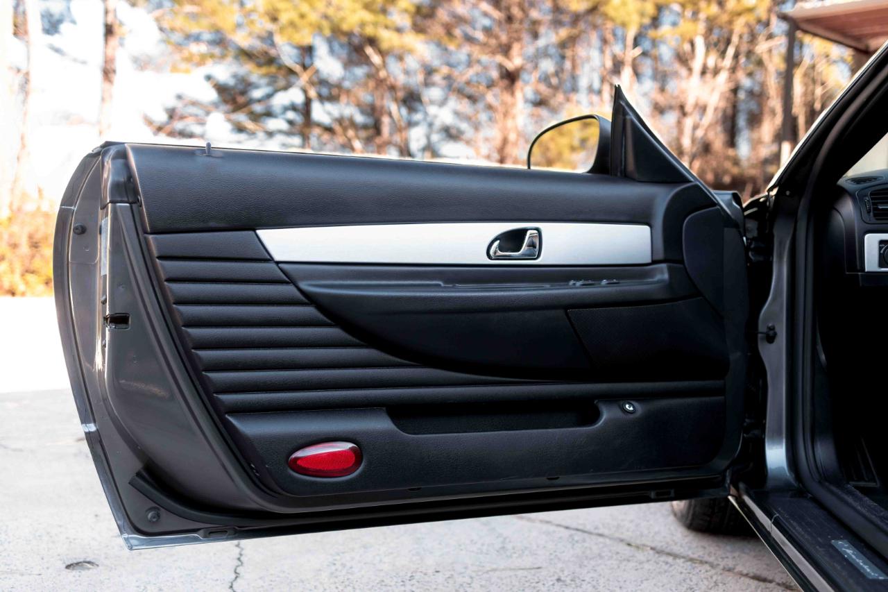 Ford Thunderbird Deluxe 2003