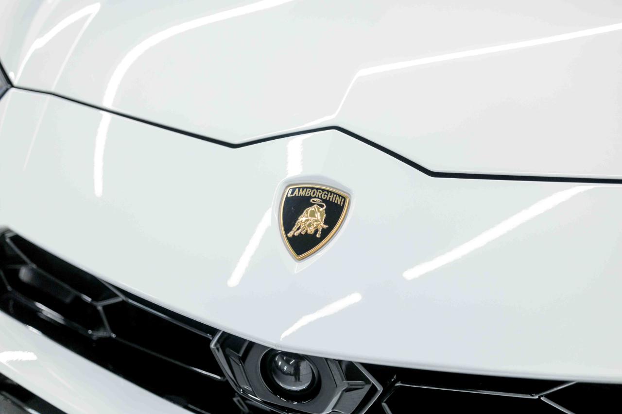 Lamborghini Urus Base 2020