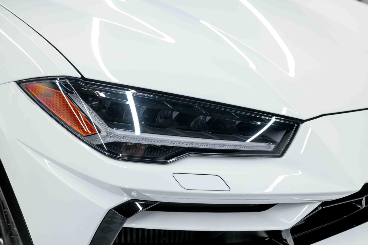 Lamborghini Urus Base 2020