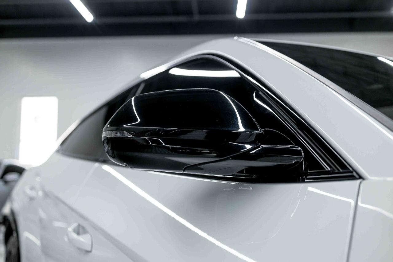 Lamborghini Urus Base 2020