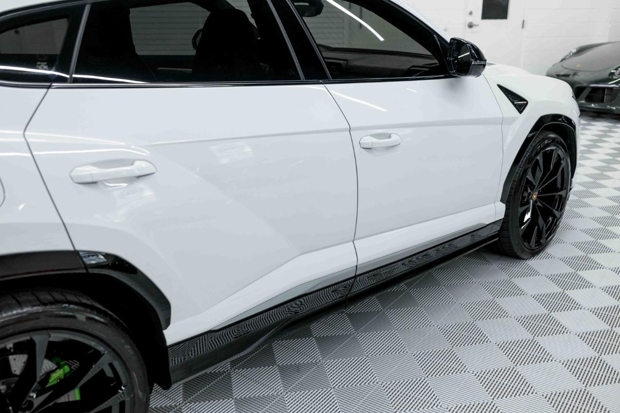 Lamborghini Urus Base 2020