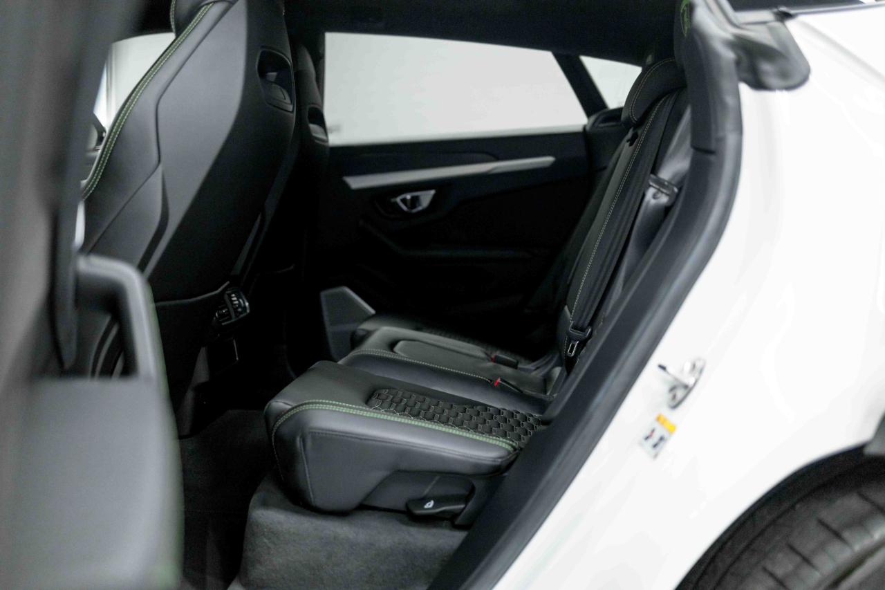 Lamborghini Urus Base 2020