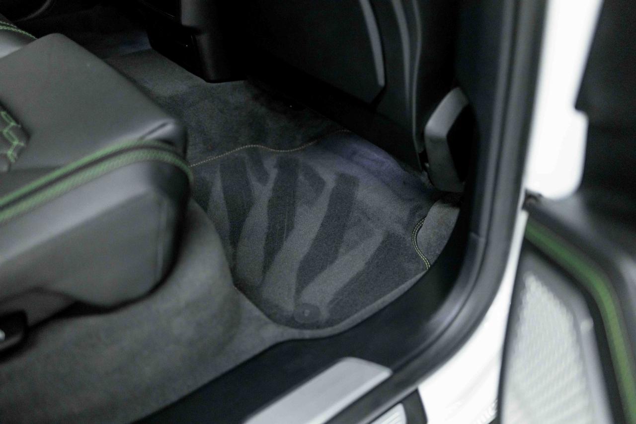 Lamborghini Urus Base 2020