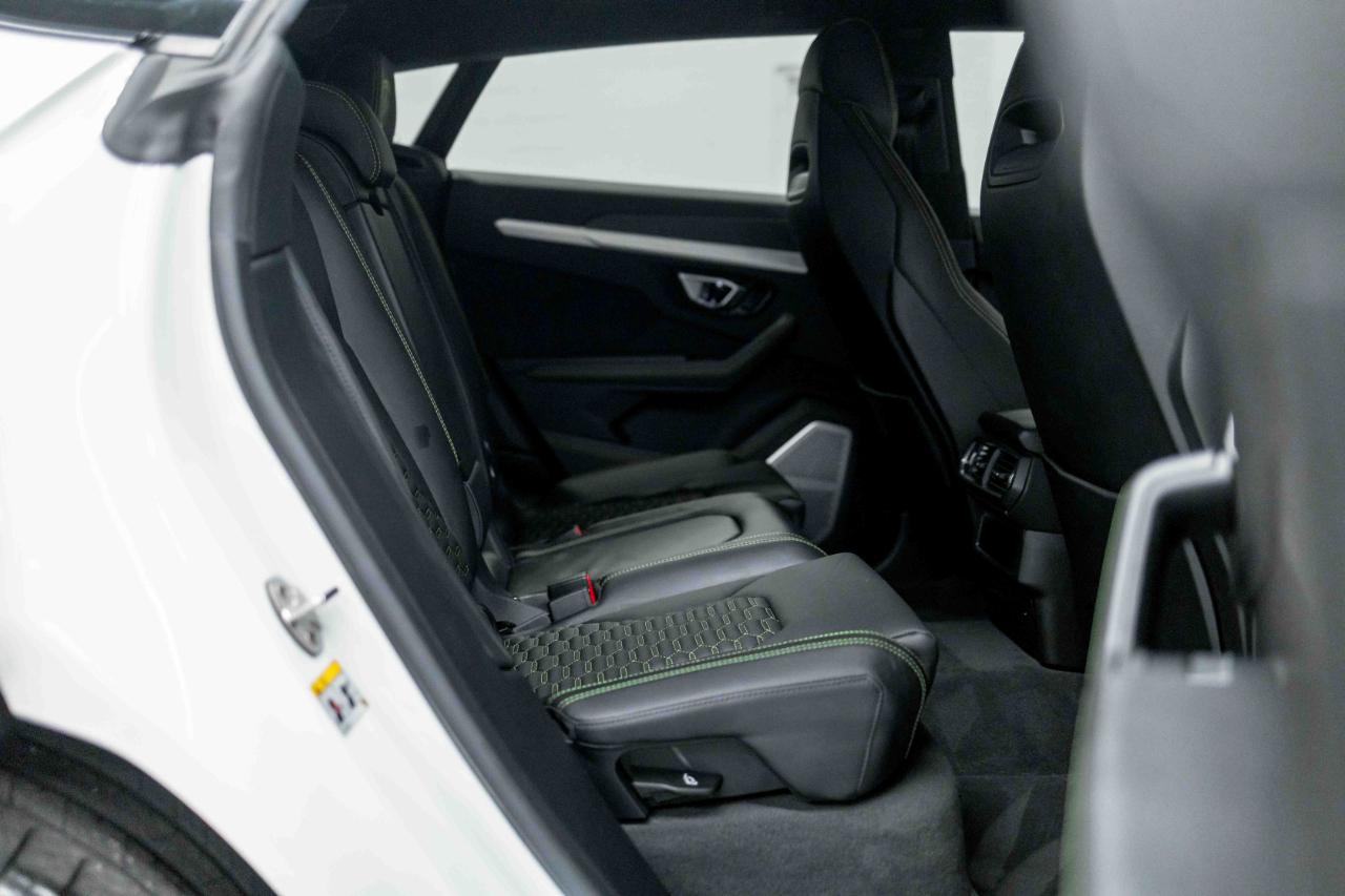 Lamborghini Urus Base 2020