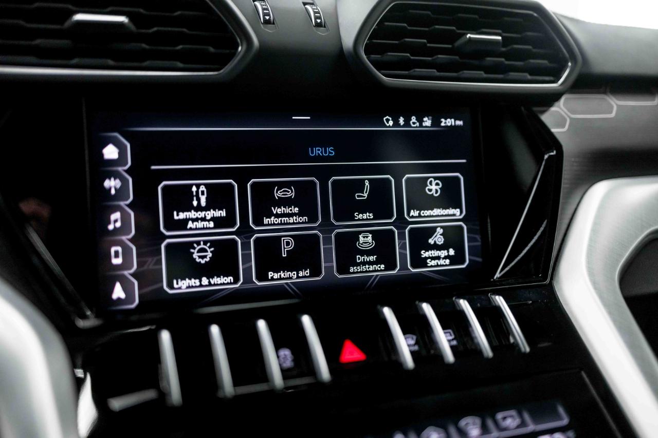 Lamborghini Urus Base 2020