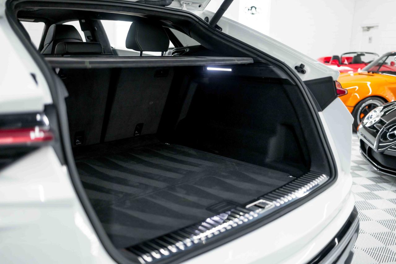 Lamborghini Urus Base 2020