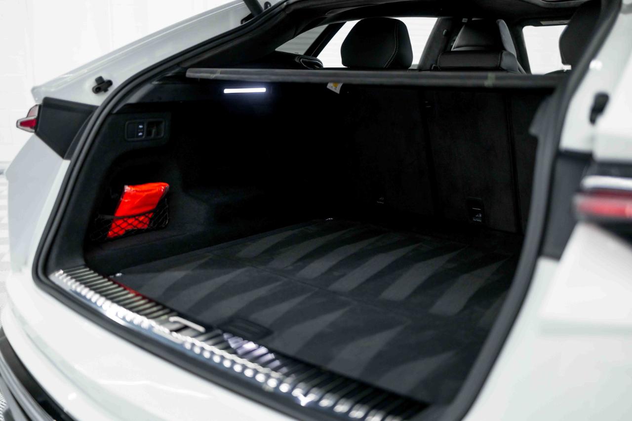 Lamborghini Urus Base 2020