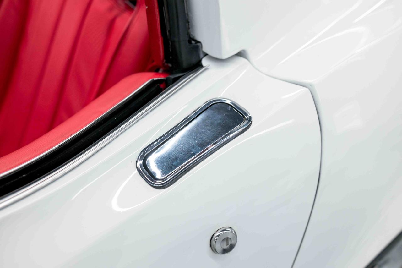 Chevrolet Corvette 2dr Coupe 1971