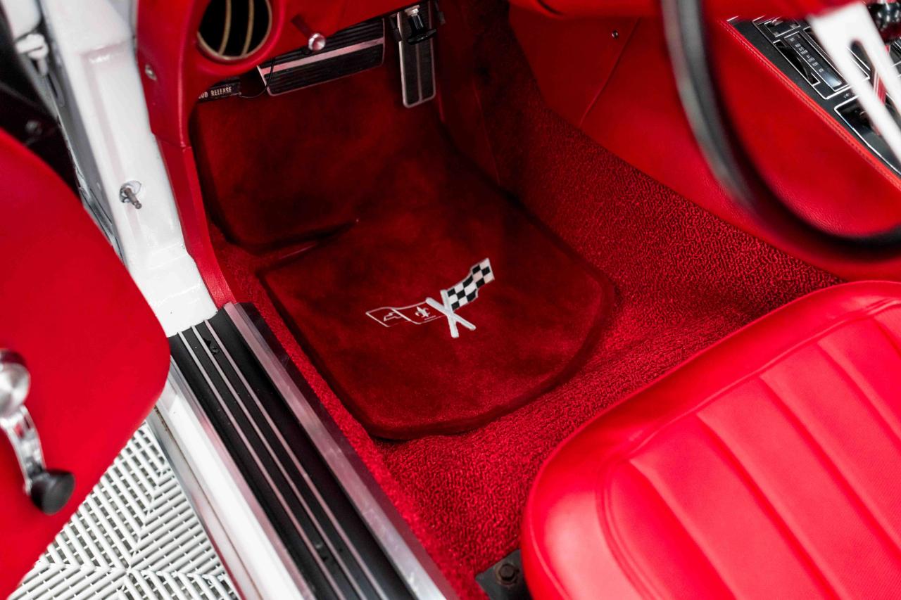 Chevrolet Corvette 2dr Coupe 1971