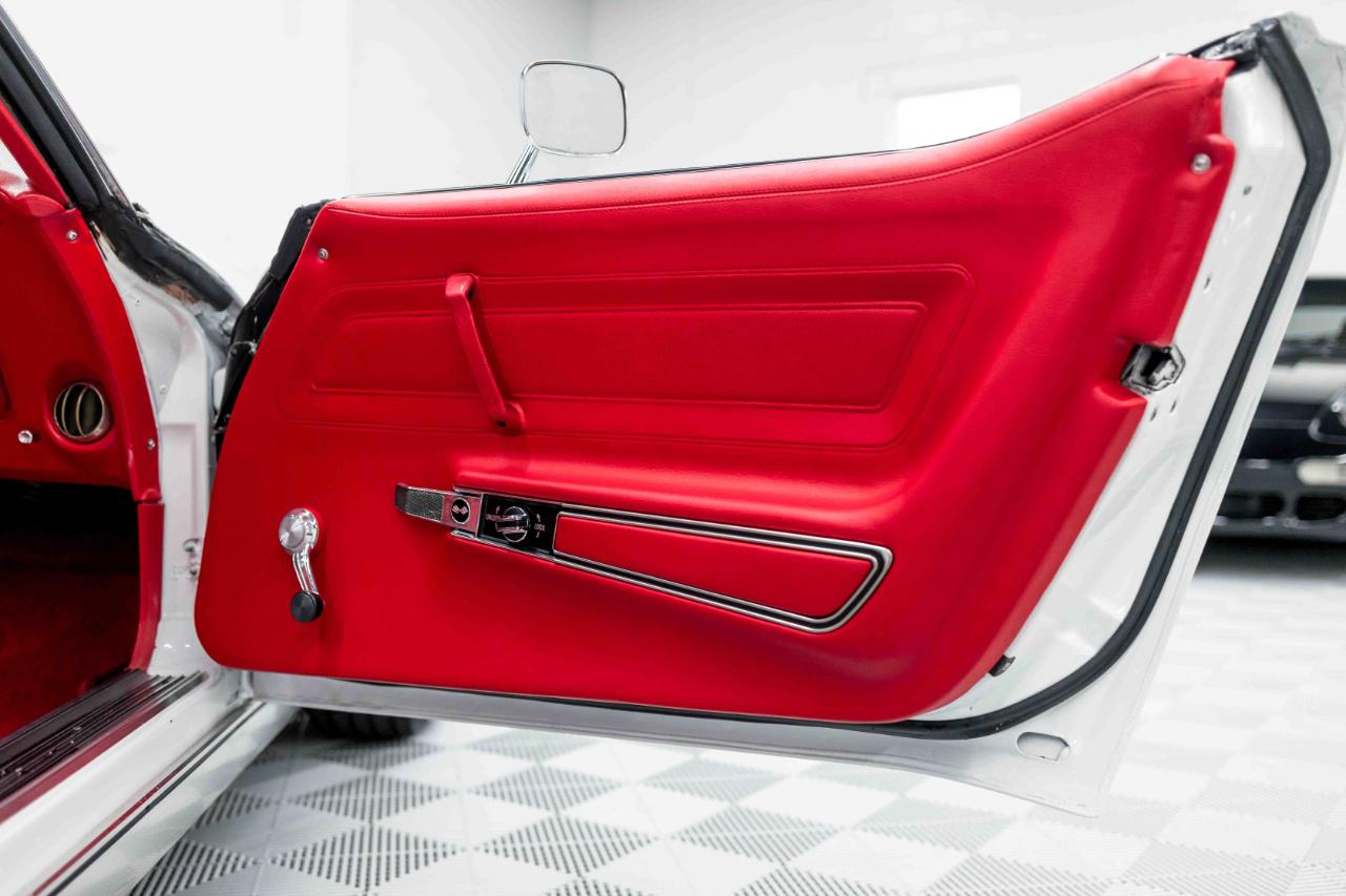 Chevrolet Corvette 2dr Coupe 1971