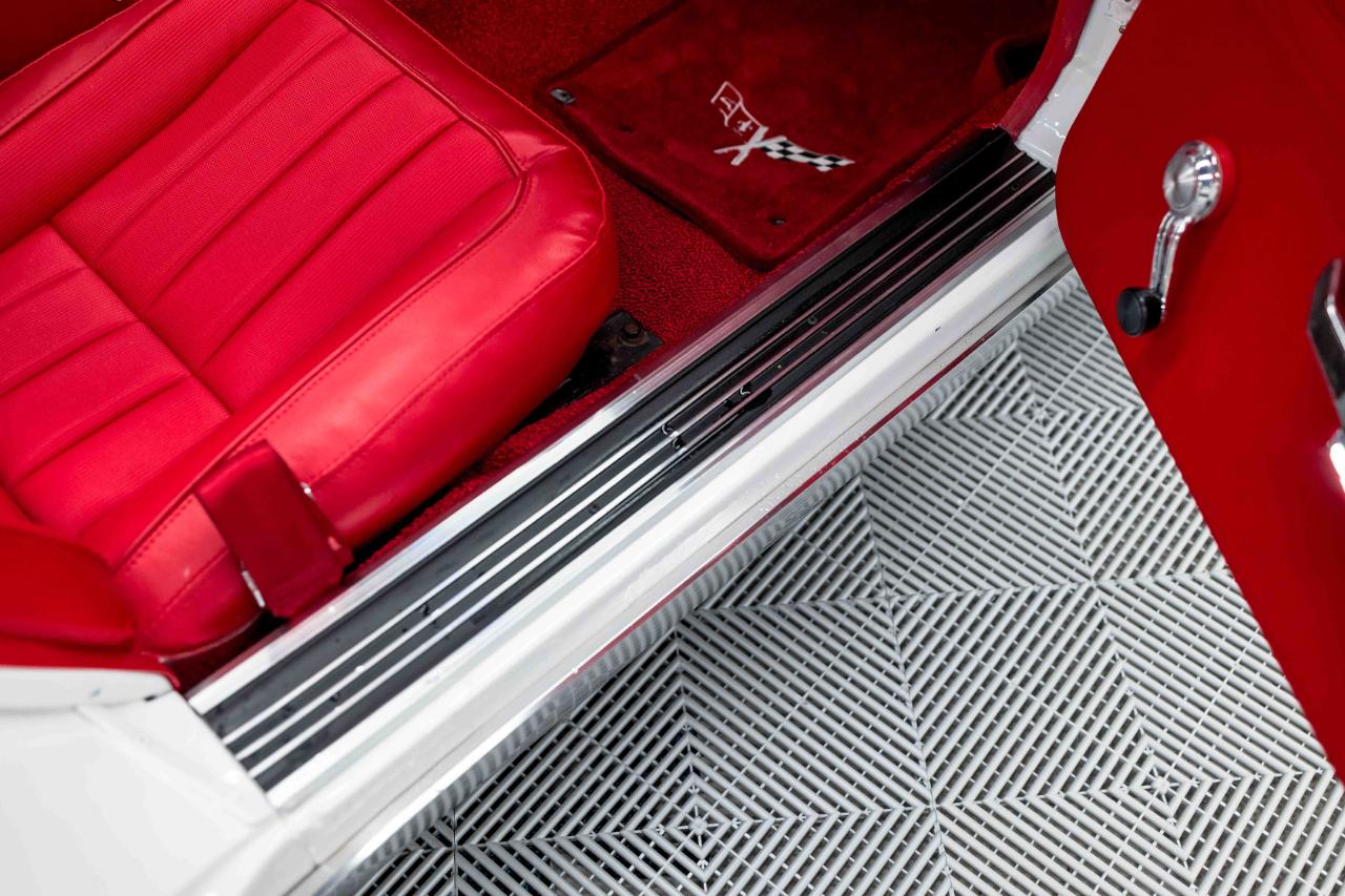 Chevrolet Corvette 2dr Coupe 1971