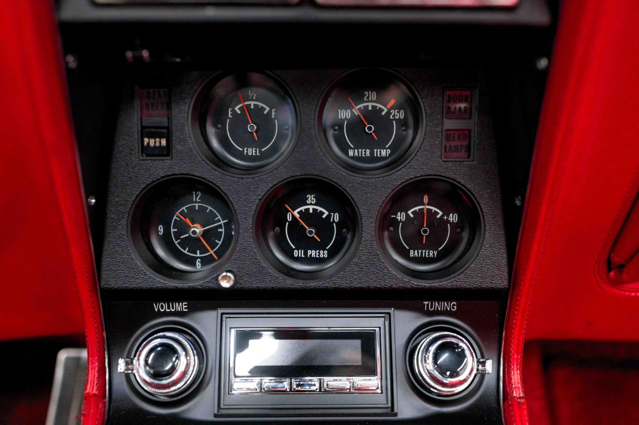 Chevrolet Corvette 2dr Coupe 1971