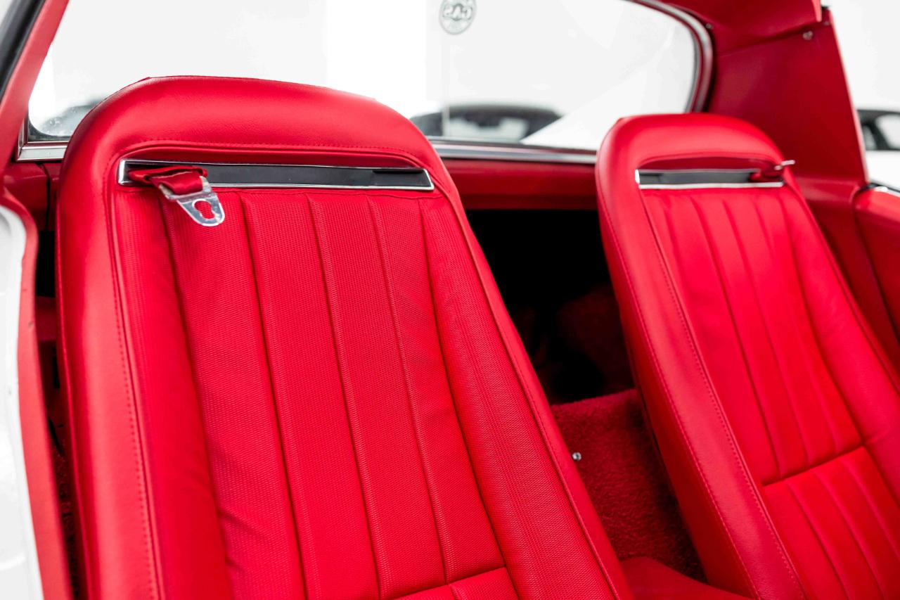 Chevrolet Corvette 2dr Coupe 1971