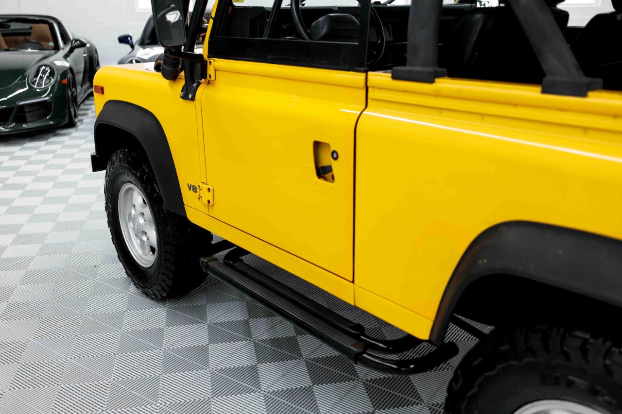 Land Rover Defender 90 Soft Top 1997