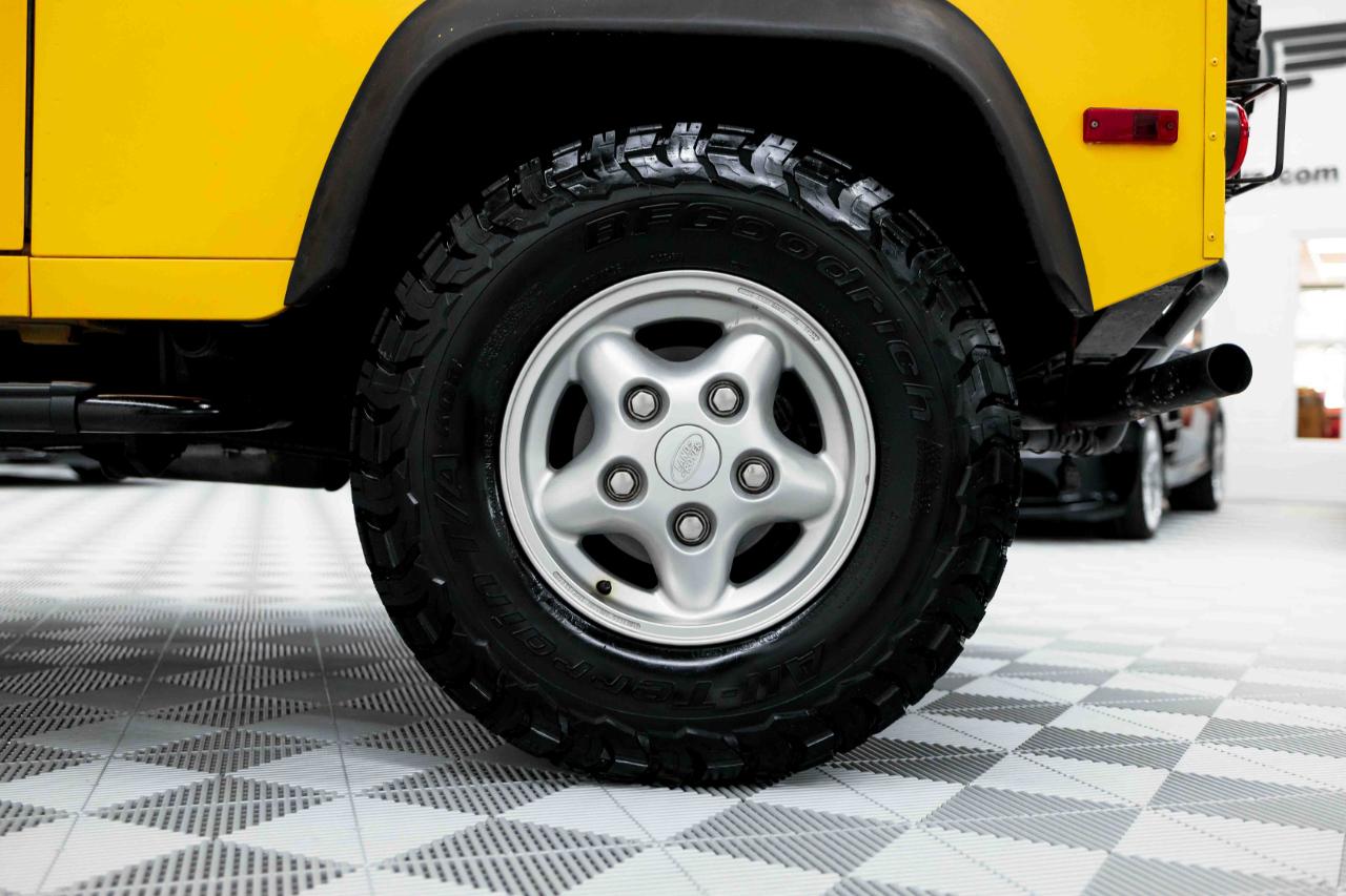 Land Rover Defender 90 Soft Top 1997