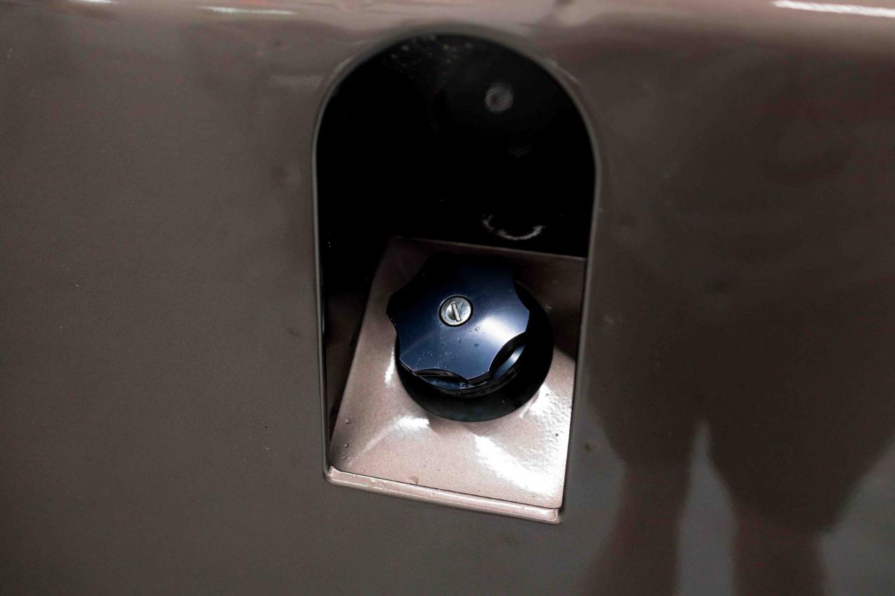 Land Rover Defender 110  2021