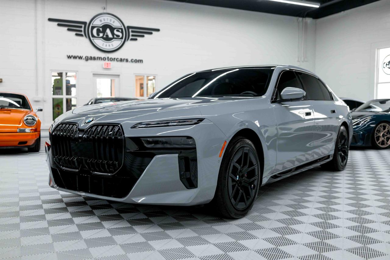 BMW 7-Series 760i xDrive 2024