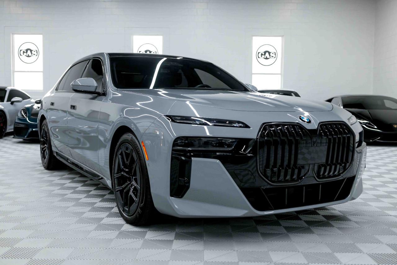BMW 7-Series 760i xDrive 2024