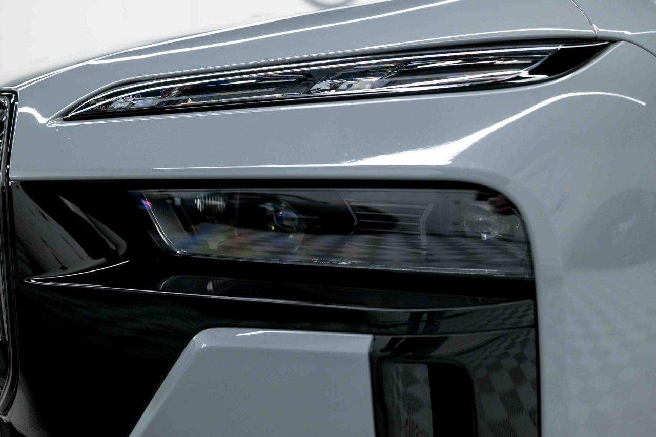 BMW 7-Series 760i xDrive 2024