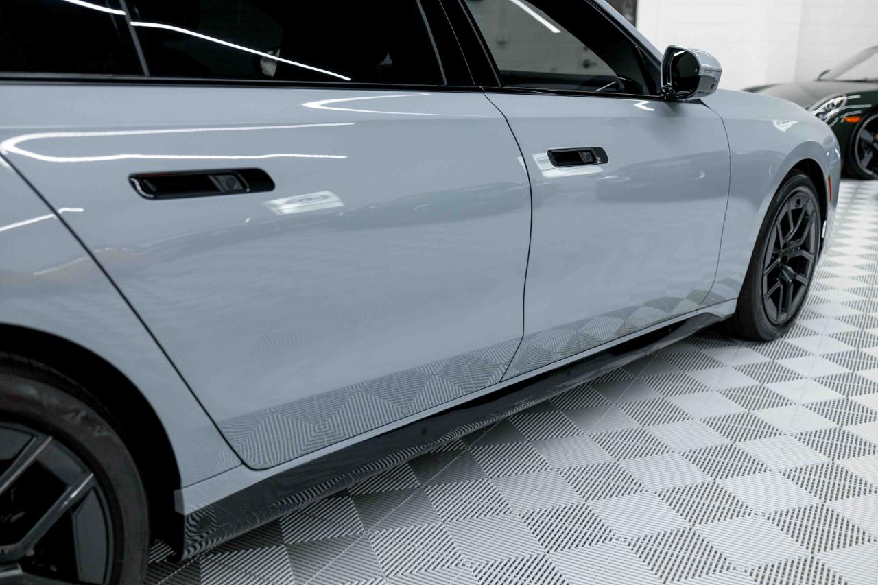 BMW 7-Series 760i xDrive 2024