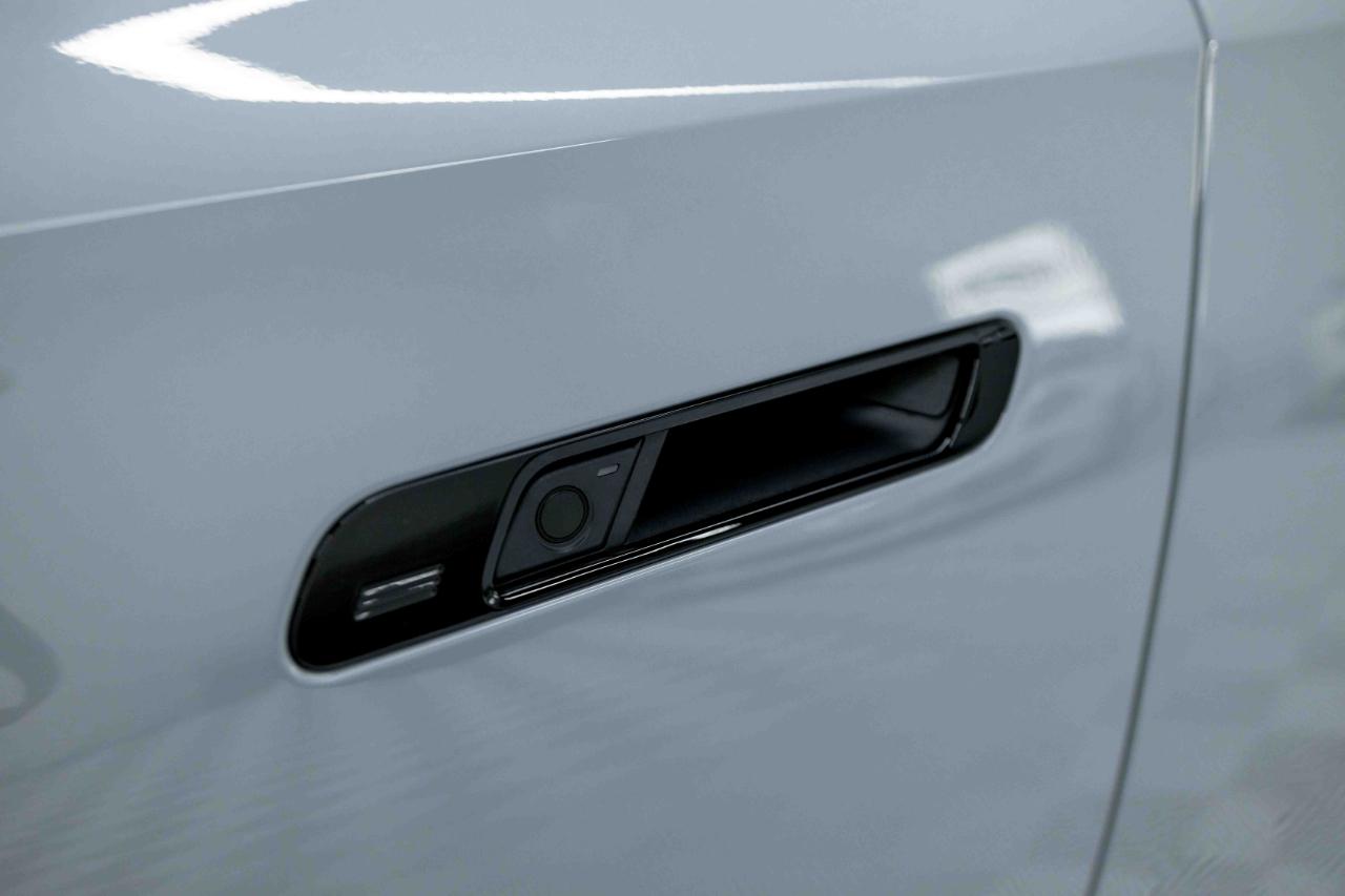 BMW 7-Series 760i xDrive 2024