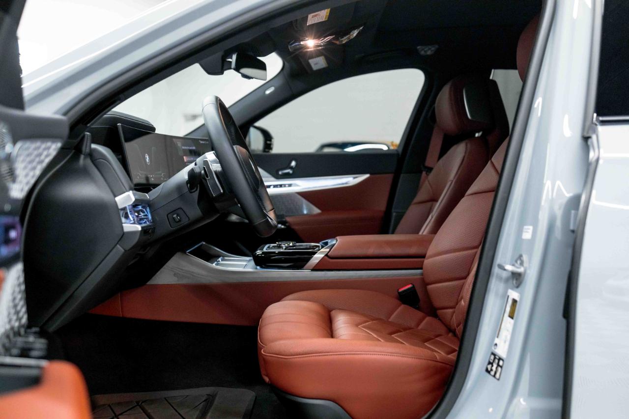 BMW 7-Series 760i xDrive 2024
