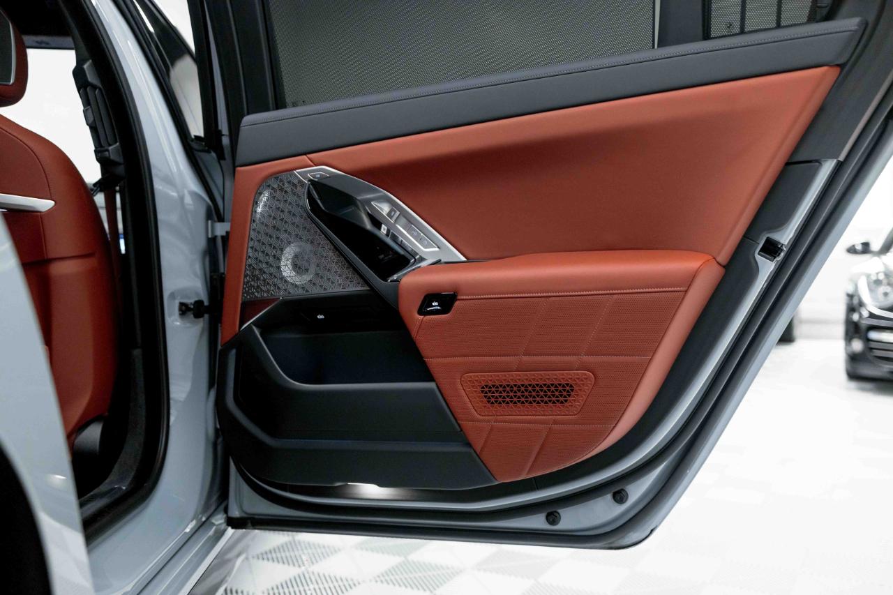 BMW 7-Series 760i xDrive 2024