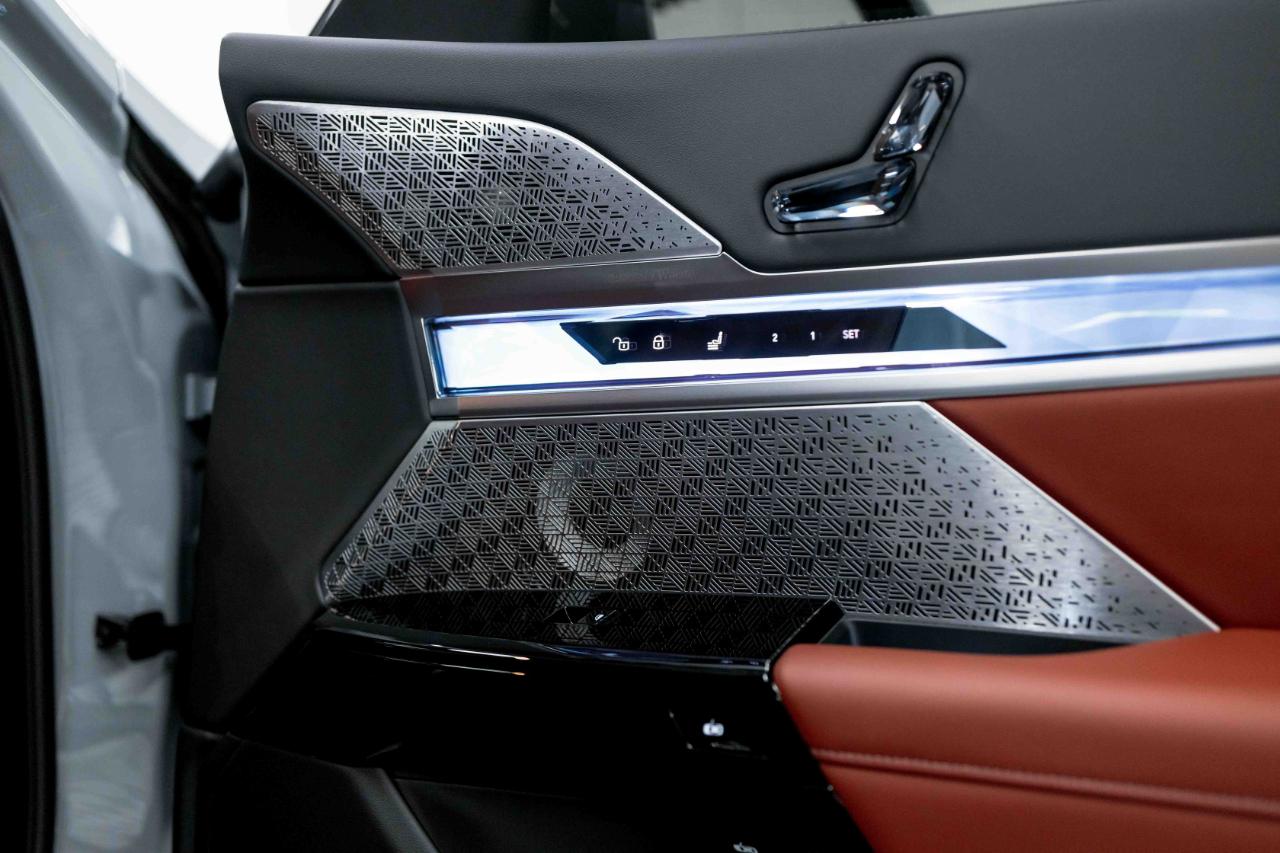 BMW 7-Series 760i xDrive 2024