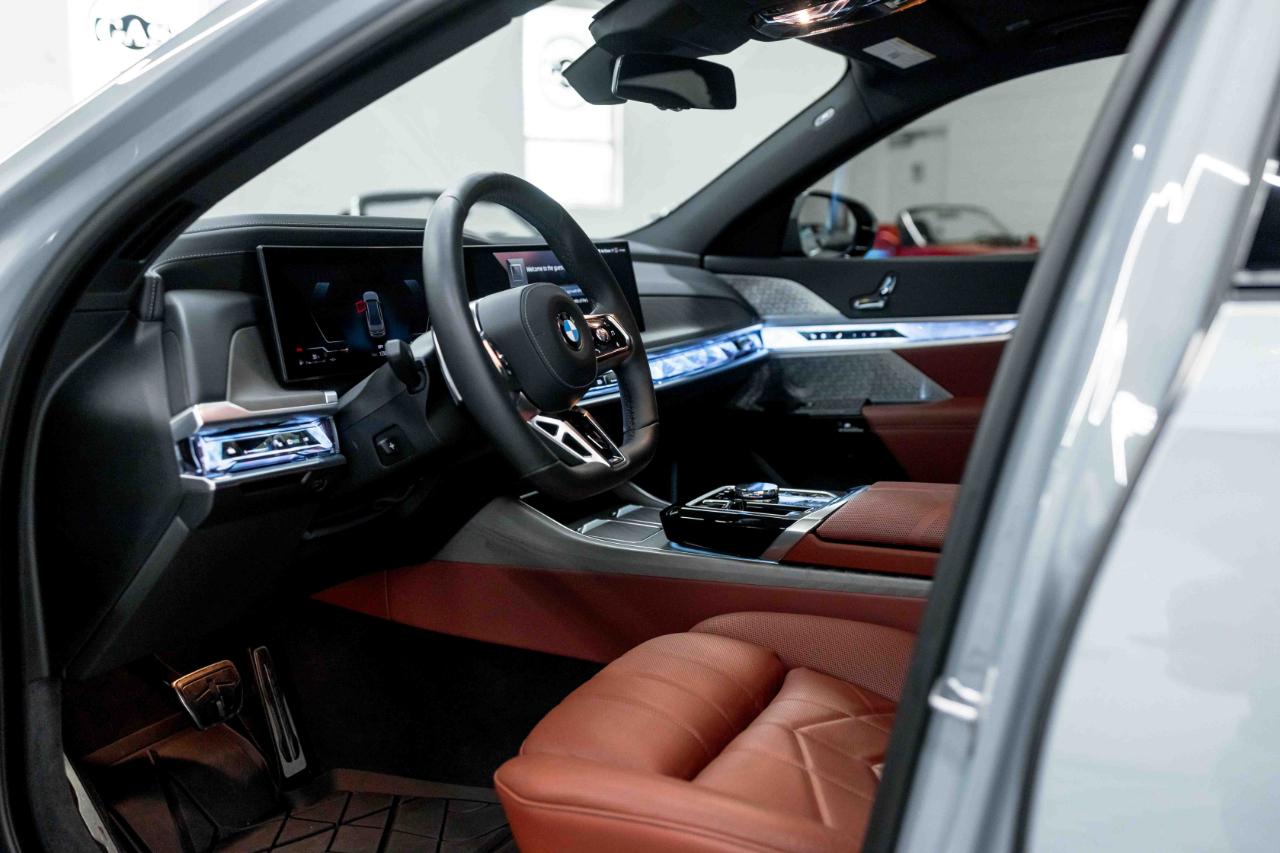 BMW 7-Series 760i xDrive 2024