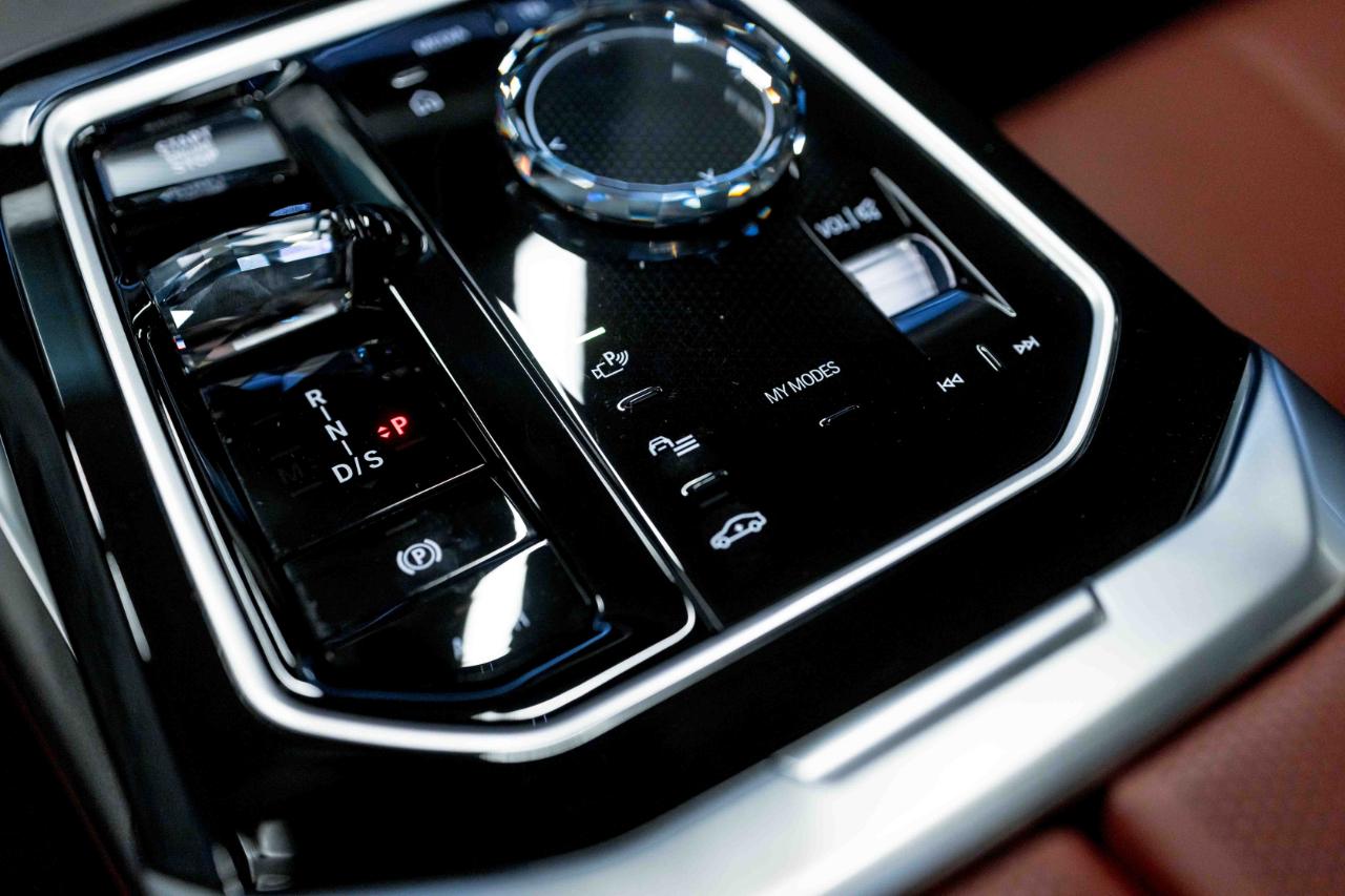 BMW 7-Series 760i xDrive 2024