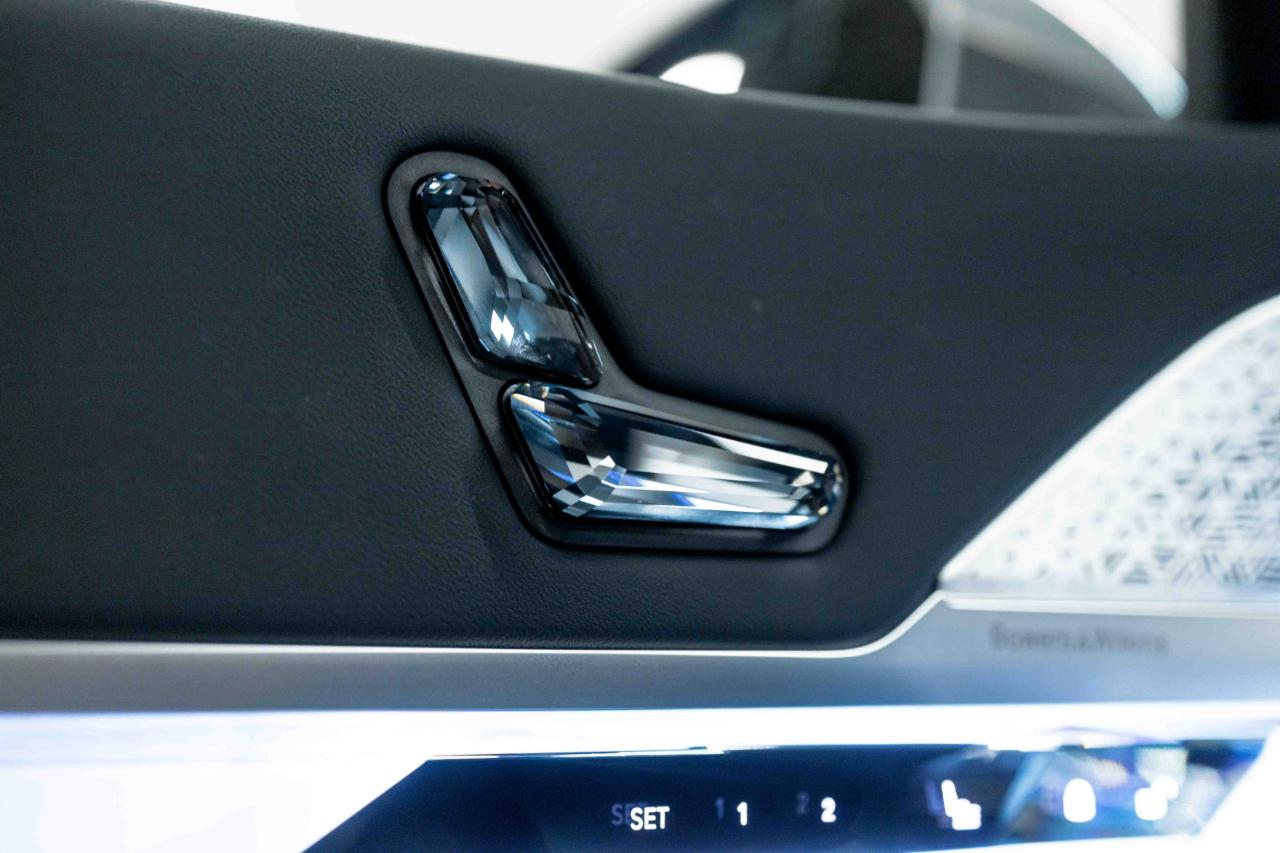 BMW 7-Series 760i xDrive 2024